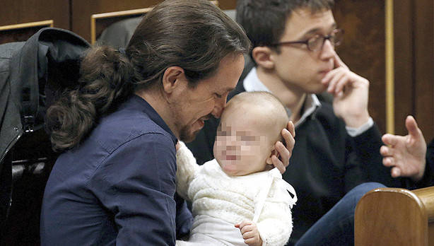 Polémica por el bebé en el congreso