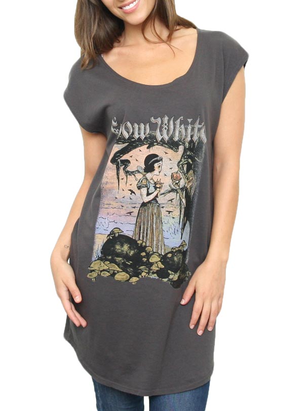 junk-food-snow-white-saint-tropez-tshirt-tunic120531155442