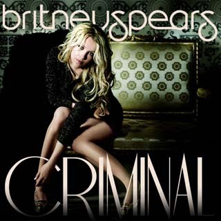 Britney Spears luce en Criminal un vestido mullet