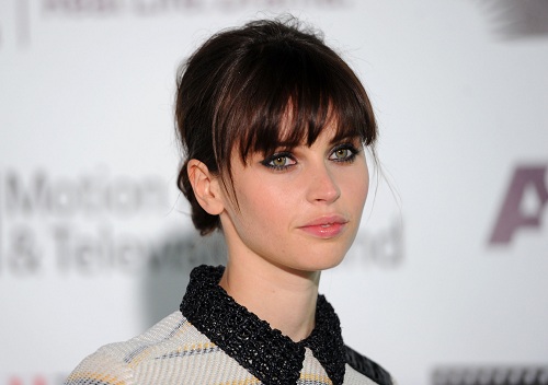 Felicity Jones, nueva cara para los cosméticos de Dolce & Gabbana