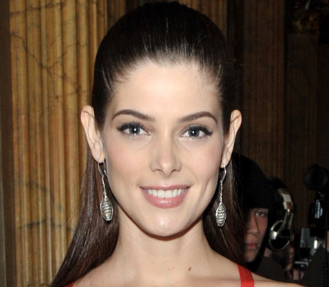 Ashley Greene, ¡ese peinado no te favorece nada!