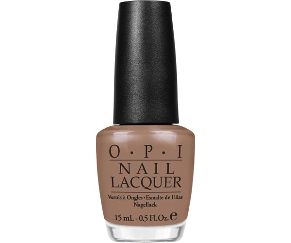 Las uñas color topo están triunfando en la Semana de la Moda de Nueva York