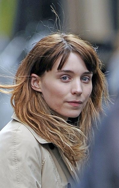 Rooney Mara se pasa al rubio, ¿os gusta?