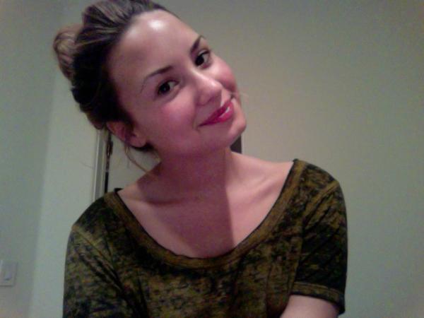 Demi Lovato al natural, ¡con cero maquillaje!