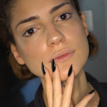 ¡Vota! ¿Cómo prefieres llevar las uñas?