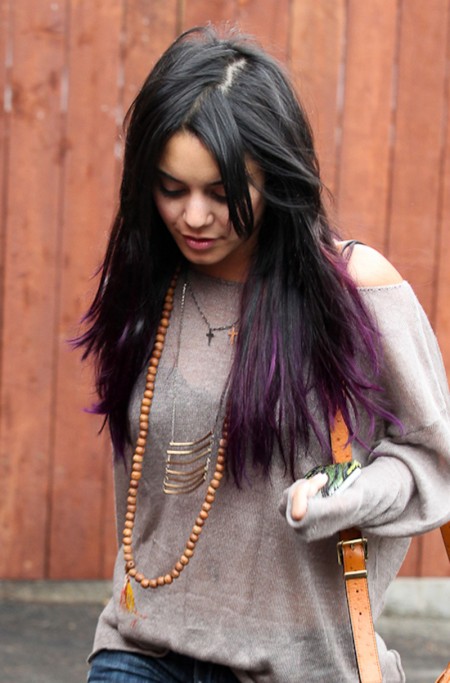 ¡Sorpresa! Vanessa Hudgens le ha robado a Katy Perry el look peli-morado