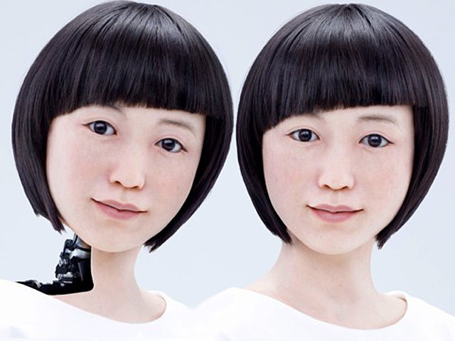 Robot telediario Japón