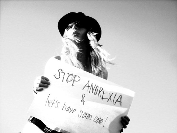 Fomentar la anorexia y la bulimia en internet: ¿por qué sigue siendo legal en España? 