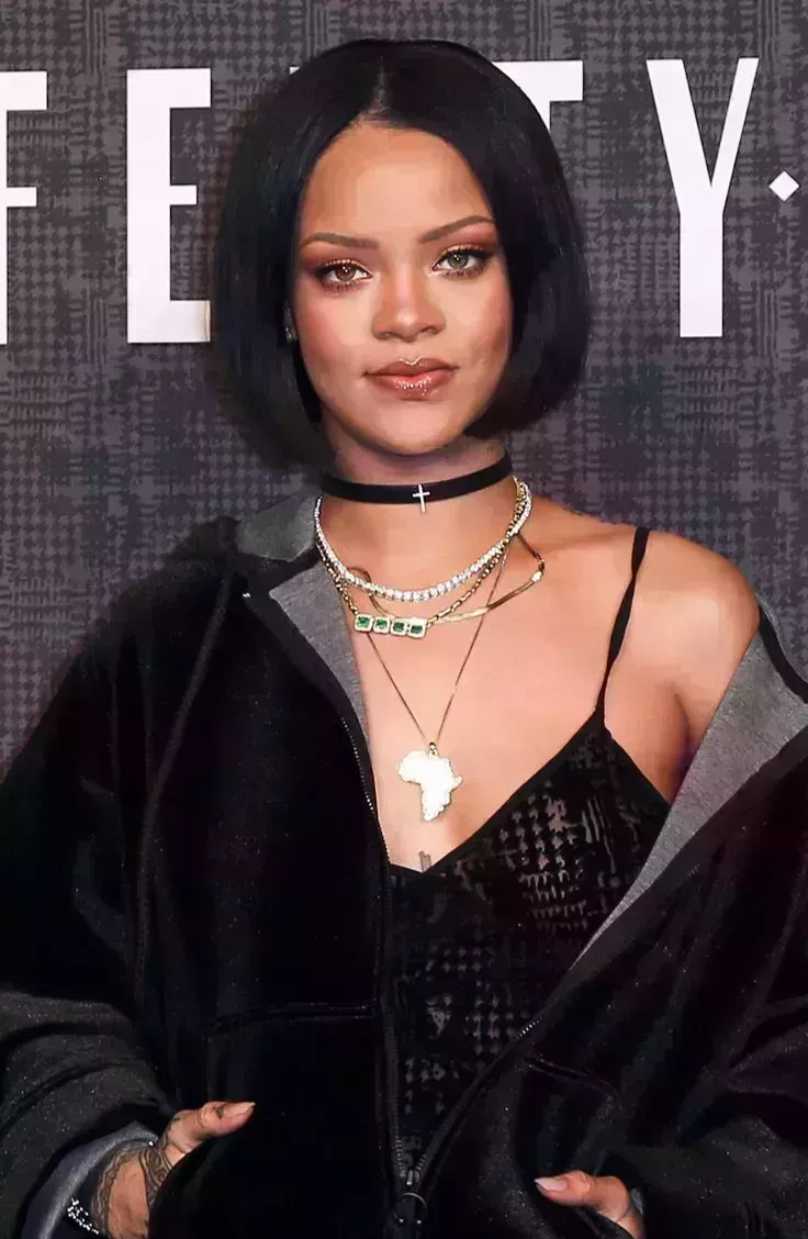 Rihanna’s Blunt Bob
