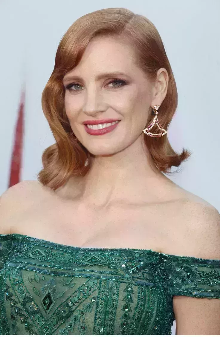 Jessica Chastain’s Vintage Waves