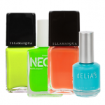 Uñas de colores en verano