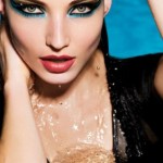 Maquillaje waterproof, estupenda a la orilla del mar