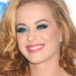 ¿Se ha pasado Katy Perry con las sombras?