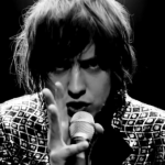 El líder de los Strokes, Julian Casablancas, imagen de Decibel