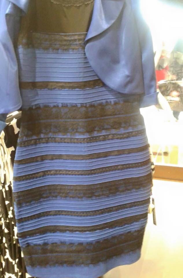 El vestido que cambia de color