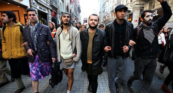 hombres turcos luchando por la igualdad de género