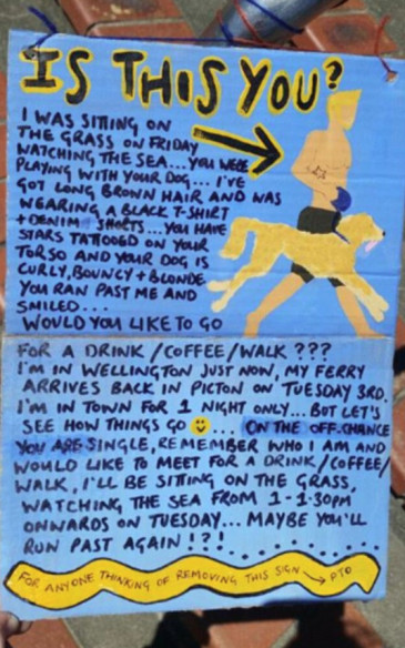 Cita entre Sarah y su chico desconocido