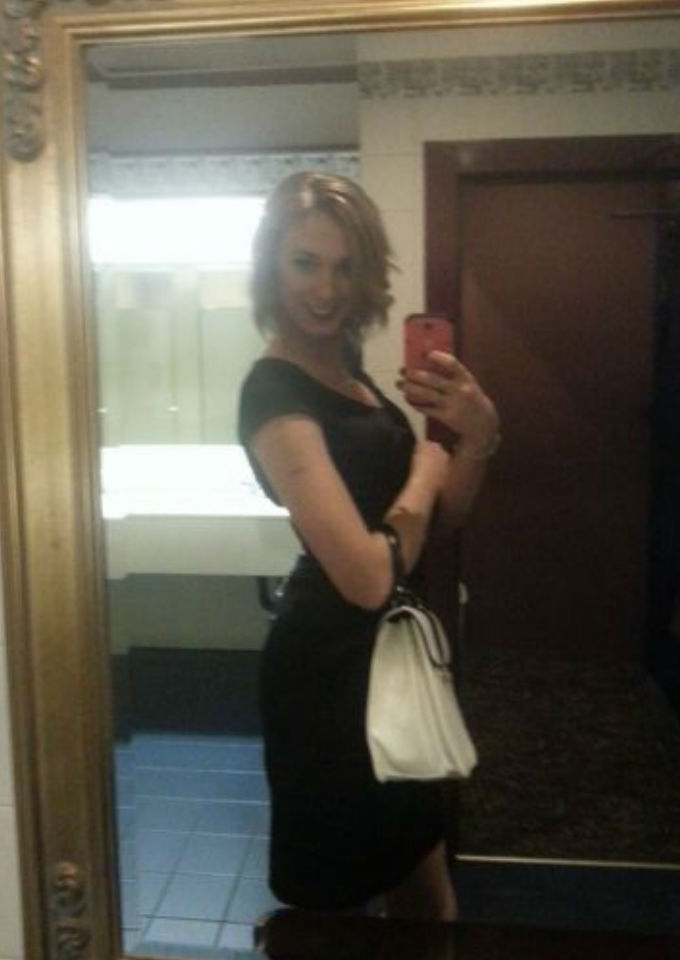 Transexual en baños de hombres