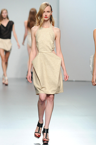 aa_de_amaya_arzuaga___pasarela_468540177_320x480