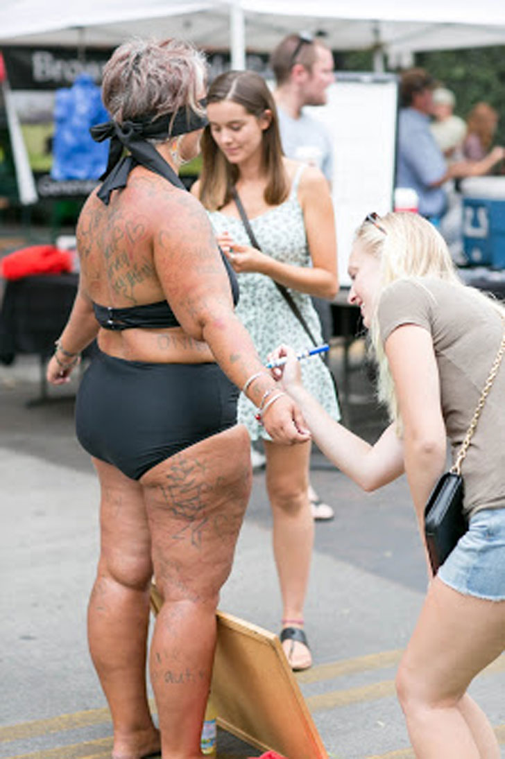  Amy Pence-Brown, acción para defender el amor propio