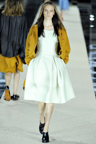 acne___pasarela_817293308_320x480