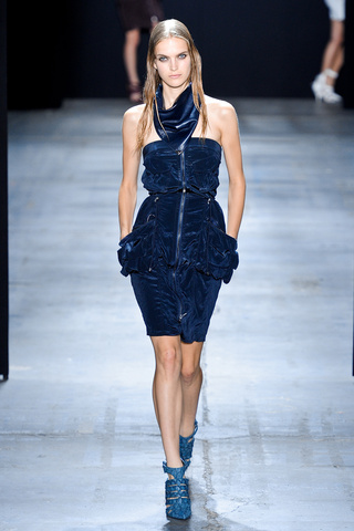 alexander_wang___pasarela_193956930_320x480