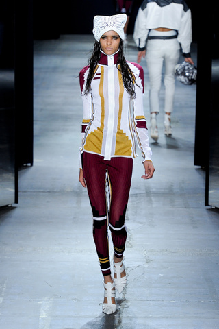 alexander_wang___pasarela_41918494_320x480