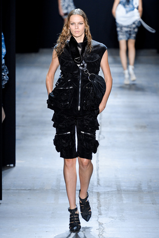 alexander_wang___pasarela_762839345_320x480