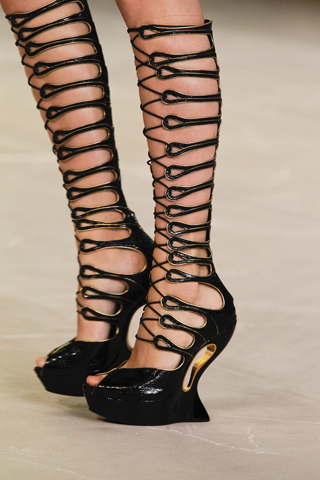 alexander-mcqueen-24