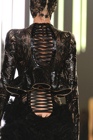 alexander-mcqueen-25