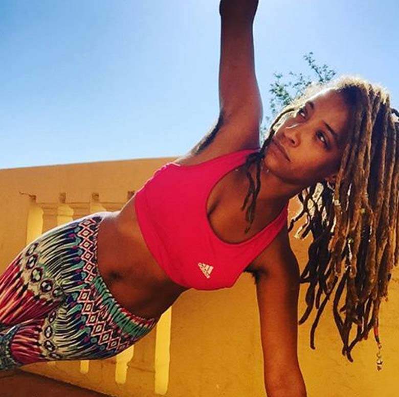 Violación Amber Amour 