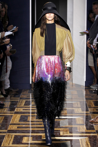 balenciaga___pasarela_573763757_320x480