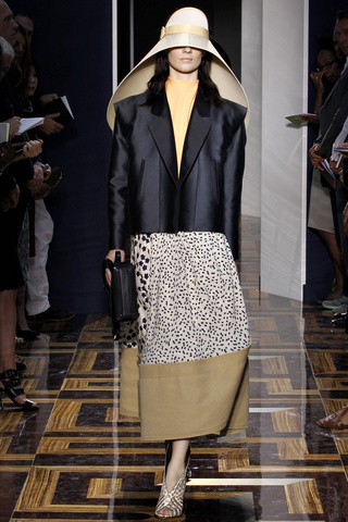 balenciaga___pasarela_967034904_320x480