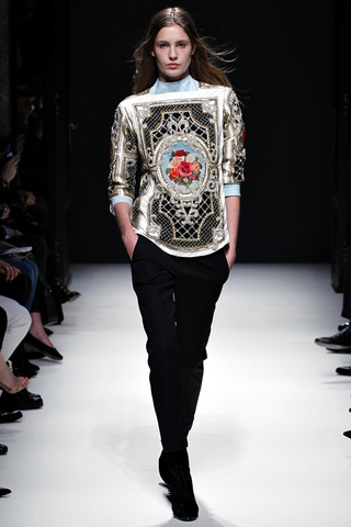 balmain___pasarela_787309386_320x480