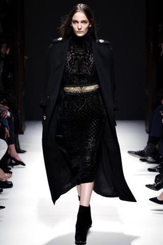 balmain___pasarela_951237104_320x480