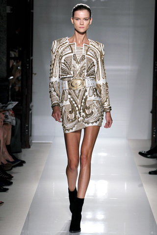 balmain___pasarela_24535002_320x480