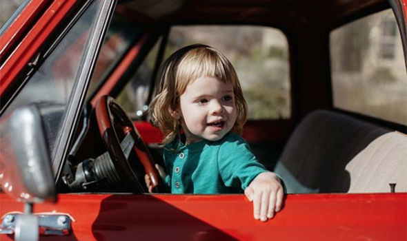 Padres inscriben a su bebé con género 'neutro'