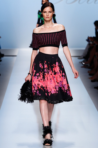 blumarine___blumarine_133404589_320x480