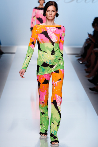 blumarine___blumarine_257732131_320x480