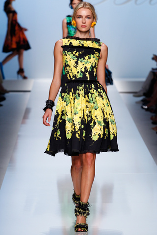 blumarine___blumarine_558408504_320x480