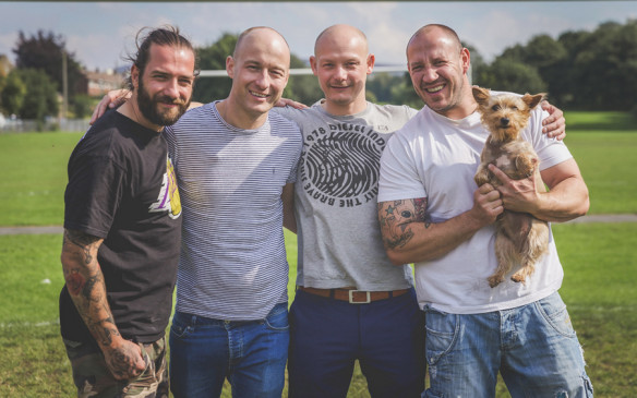 Emotiva boda pagada por desconocidos