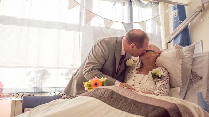 Boda sorpresa antes de morir