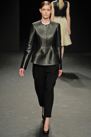 calvin_klein___pasarela_435106950_320x480