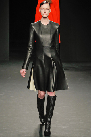 calvin_klein___pasarela_676983422_320x480