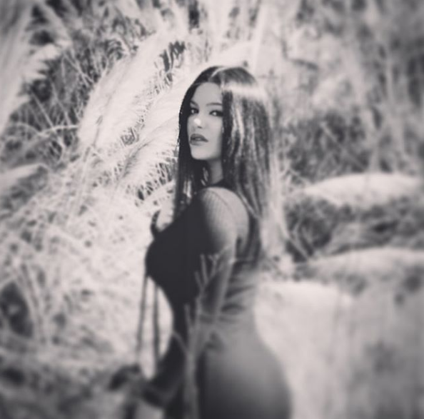 La cantante Maria Isabel se convierte en una Kardashian