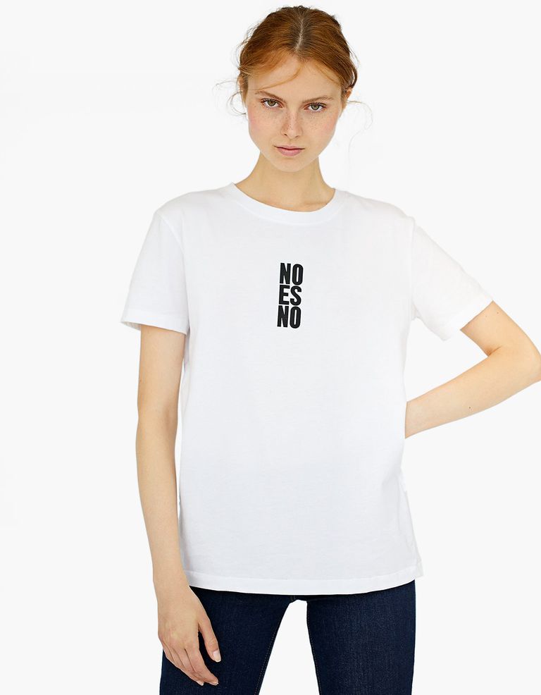 Camisetas de Stradivarius contra los abusos sexuales