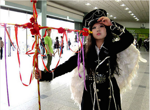 Bodas nazi y nazi chic en Asia