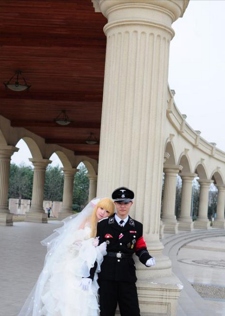 Bodas nazi y nazi chic en Asia