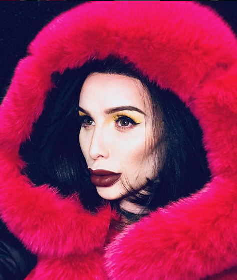 Mujer transexual se transforma en Kylie Jenner