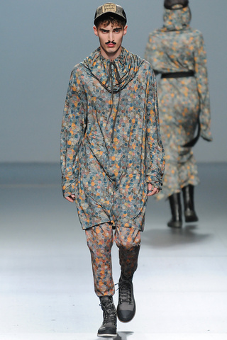 carlos_d__ez___pasarela_436929432_320x480